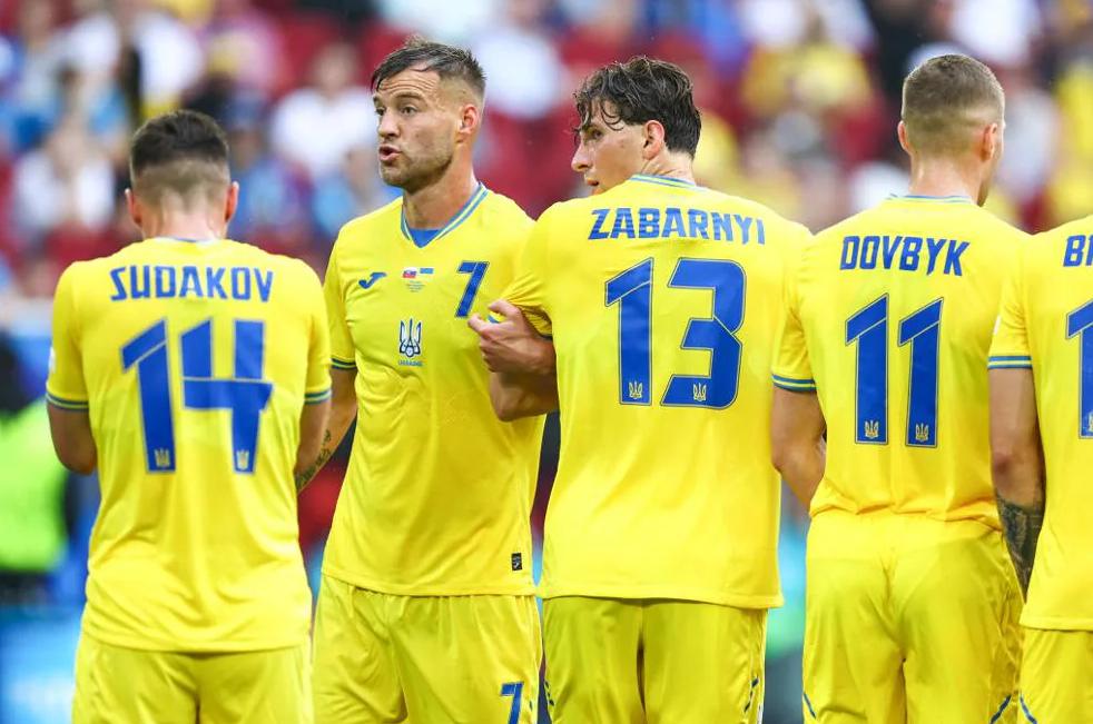 捷克球队实现梦想，进军八强