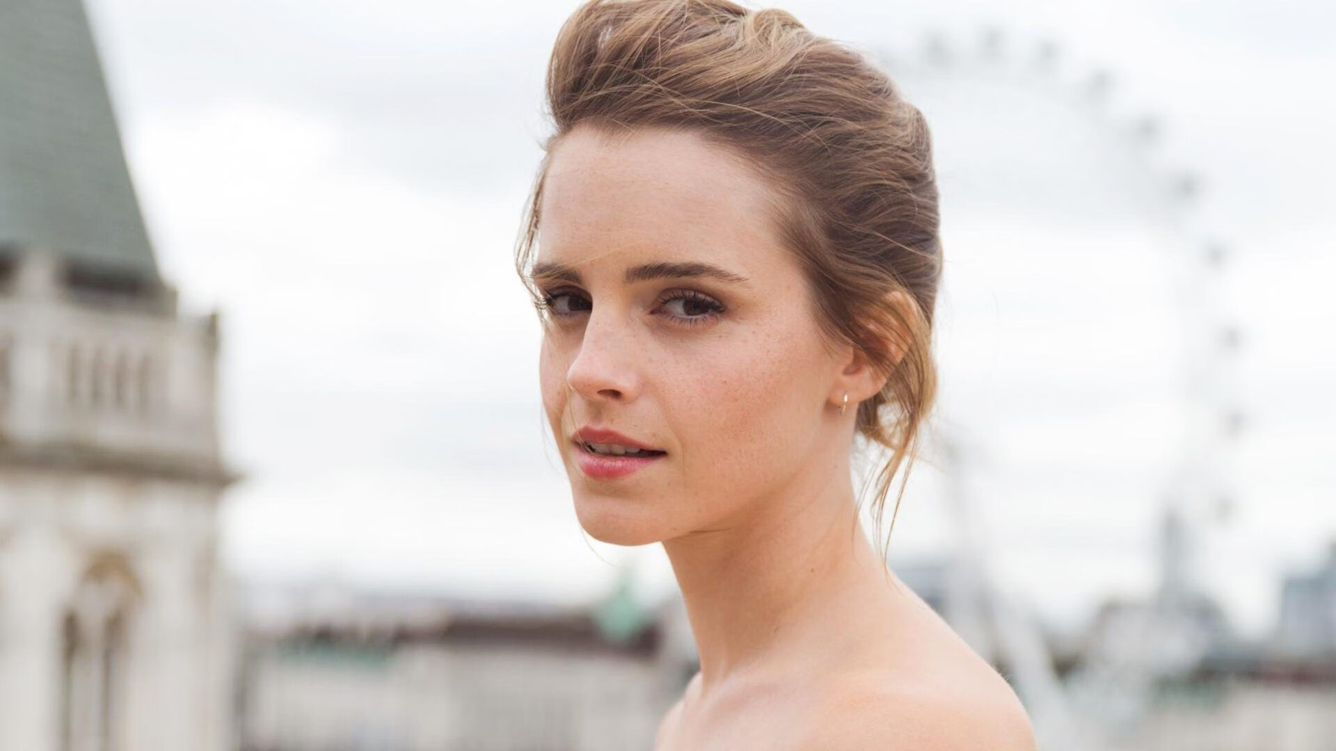 雷火电竞入驻-双线激情，F1年度争冠焦点战前夕，尼斯轻取乌拉圭友谊赛点燃体育周末