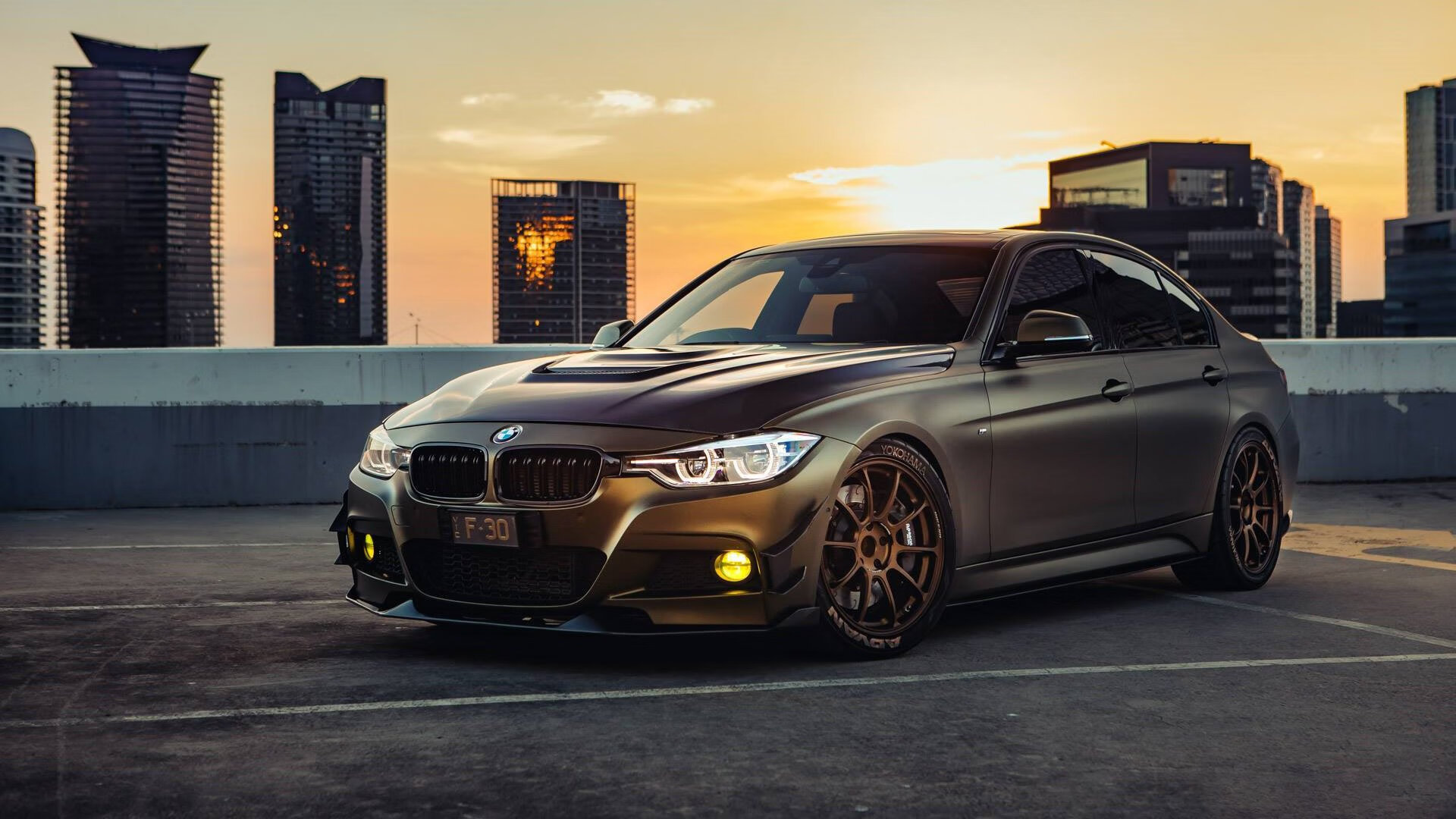 绿茵上的地缘棋局，当皮克在德甲争冠战中接管秘乌之战